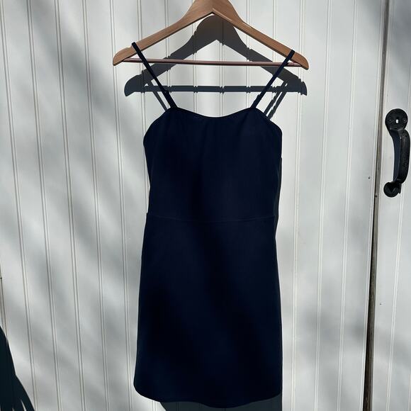 Alo Yoga Alosoft Courtside Dress Navy Size Small Limited Edition EUC Tennis - Picture 4 of 16